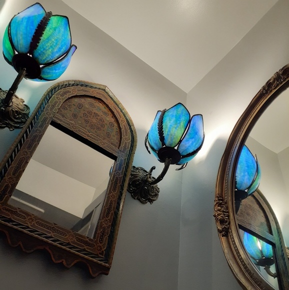 Meet your Posher, Asha - Picture 1 of 1